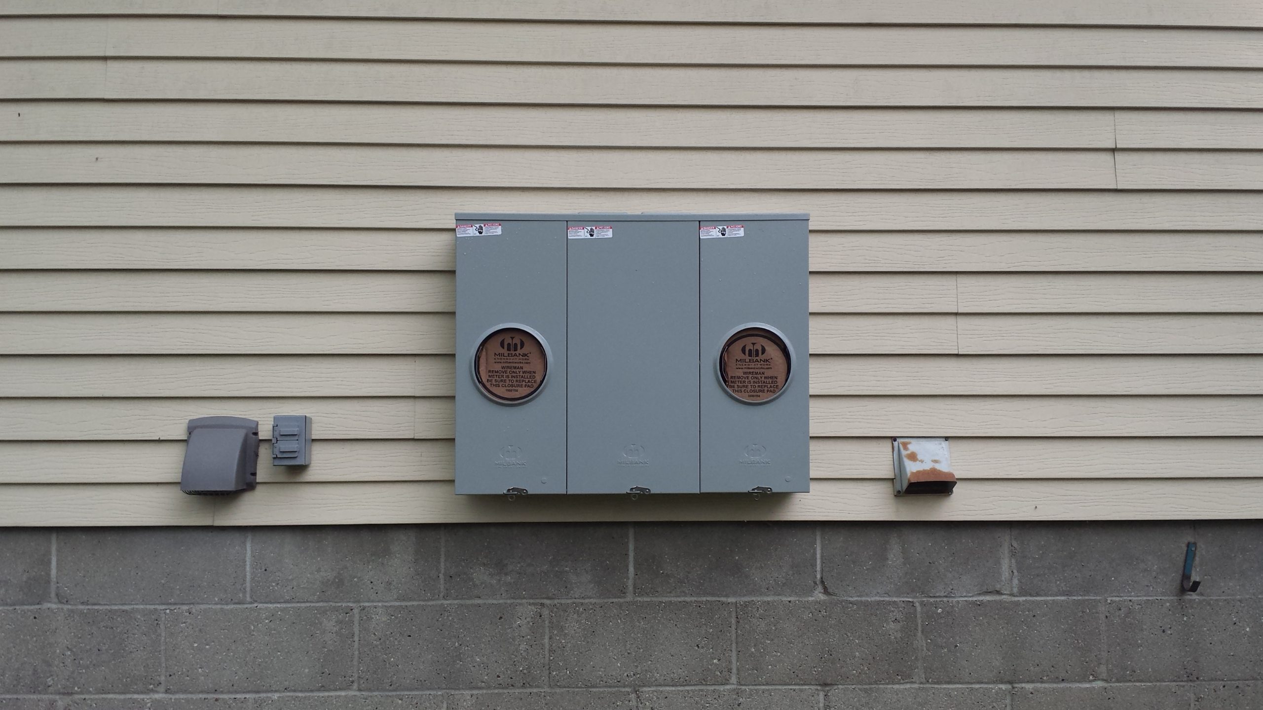 New duplex meters and service panel - Hoodwinked House